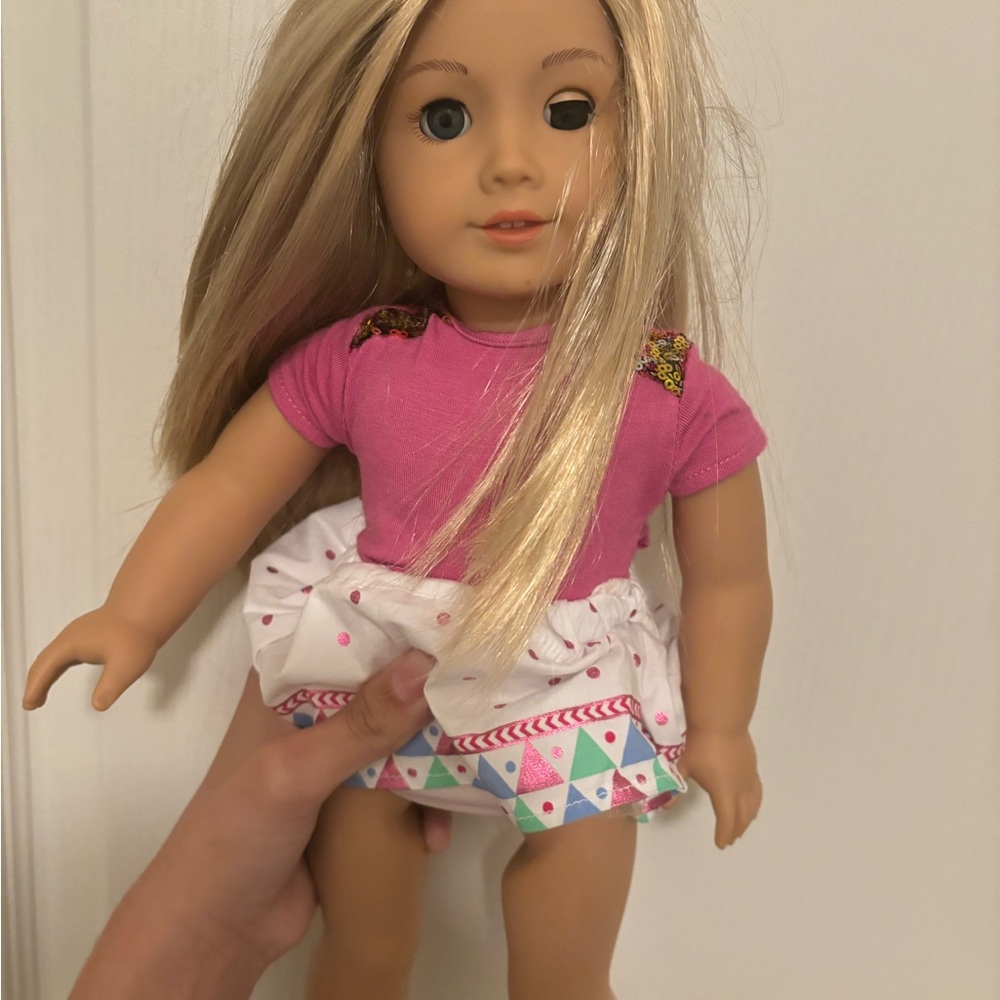Blonde Doll with Pink Top and Patterned Skirt AMERICAN GIRL DOLL